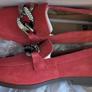 White Mountain Suede Shoes